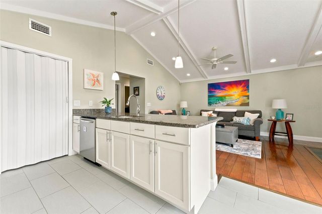 4002 PEBBLESTONE PLACE, Tampa, FL 33624