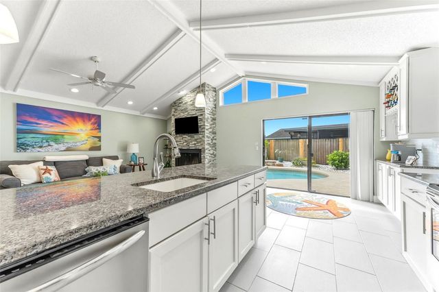 4002 PEBBLESTONE PLACE, Tampa, FL 33624
