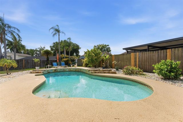 4002 PEBBLESTONE PLACE, Tampa, FL 33624
