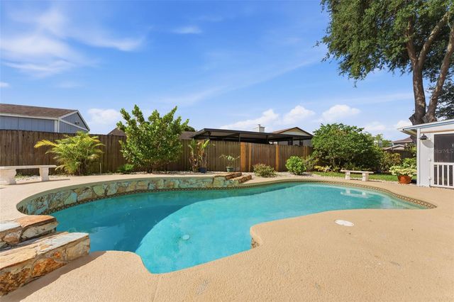 4002 PEBBLESTONE PLACE, Tampa, FL 33624