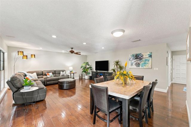 4002 PEBBLESTONE PLACE, Tampa, FL 33624
