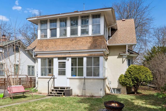 1888 Goodrich Avenue, Saint Paul, MN 55105