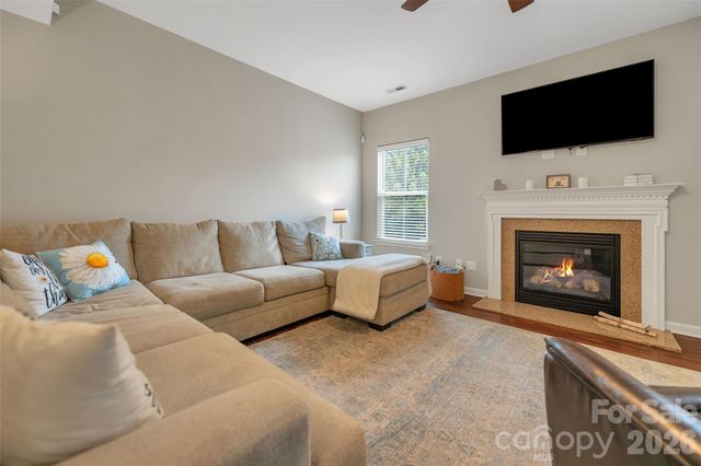 2567 Bethesda Oaks Drive, Gastonia, NC 28056