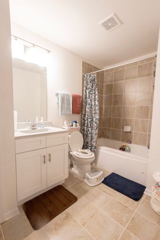 1010 Regent Drive, Matteson, IL 60443