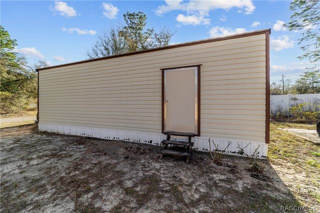 9488 N Sandree Drive, Citrus Springs, FL 34434