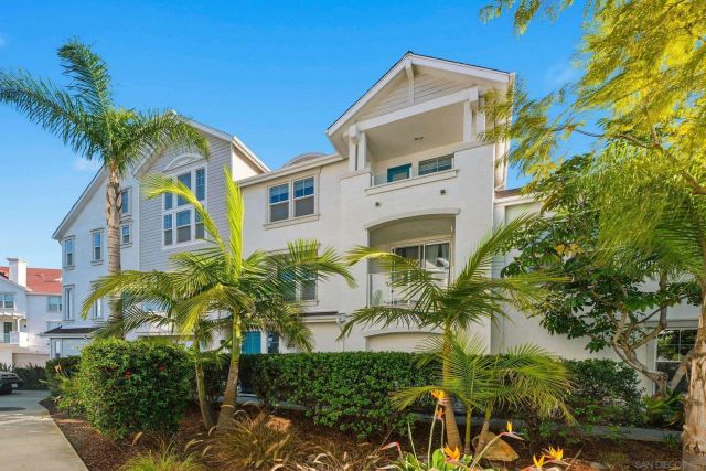 845 Harbor Cliff Way 305, Oceanside, CA 92054