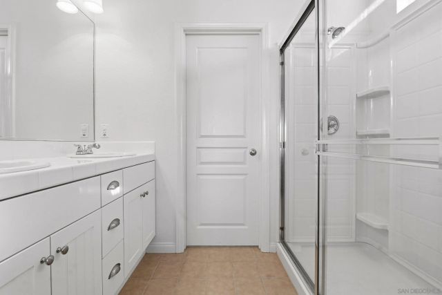 845 Harbor Cliff Way 305, Oceanside, CA 92054