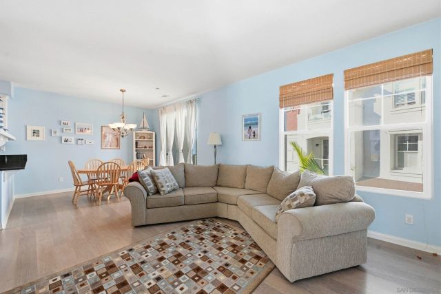 845 Harbor Cliff Way 305, Oceanside, CA 92054