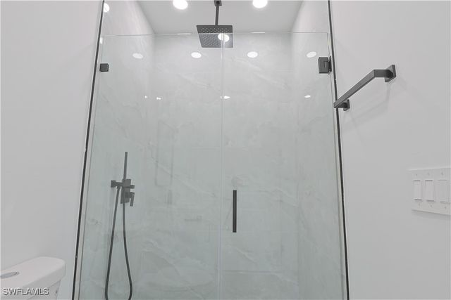 847 Duplex ST E, Lehigh Acres, FL 33974