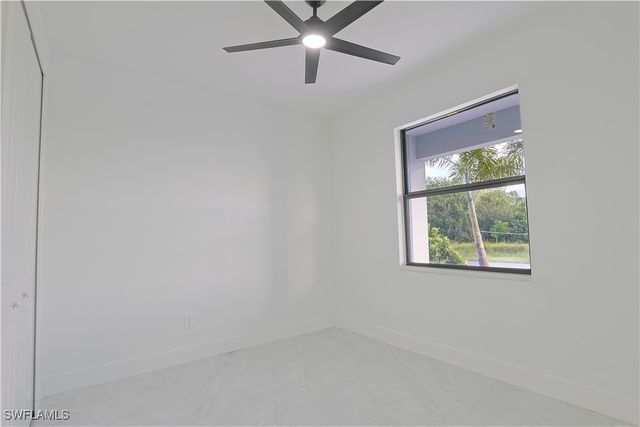 847 Duplex ST E, Lehigh Acres, FL 33974