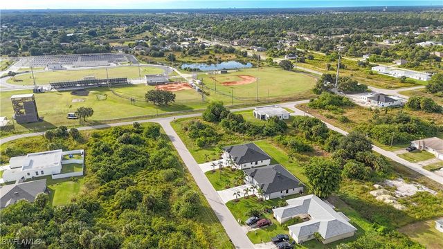 847 Duplex ST E, Lehigh Acres, FL 33974