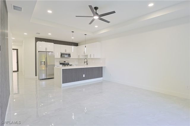 847 Duplex ST E, Lehigh Acres, FL 33974