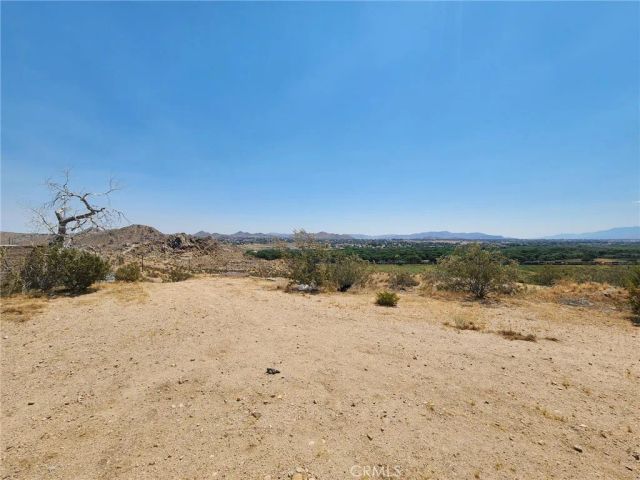 15243 11th, Victorville, CA 92395