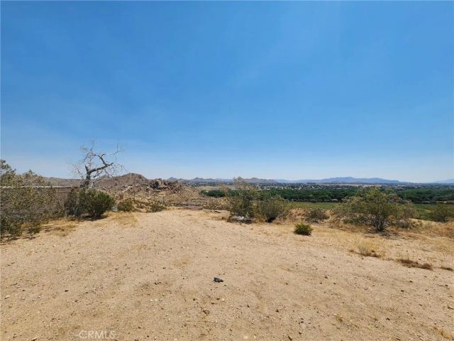 15243 11th, Victorville, CA 92395