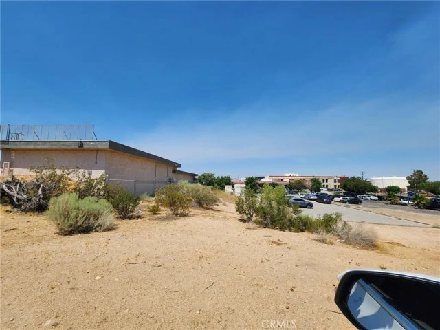 15243 11th, Victorville, CA 92395