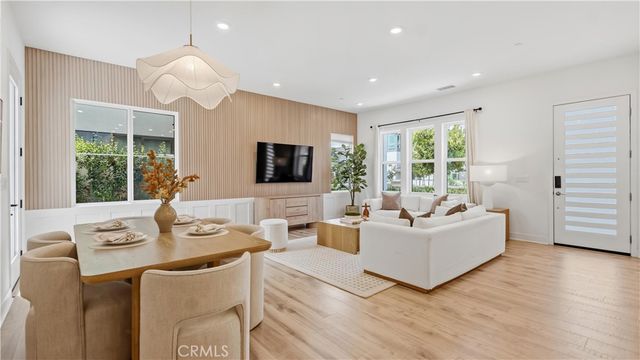 9327 Astor, Irvine, CA 92618