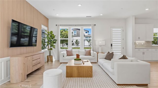 9327 Astor, Irvine, CA 92618
