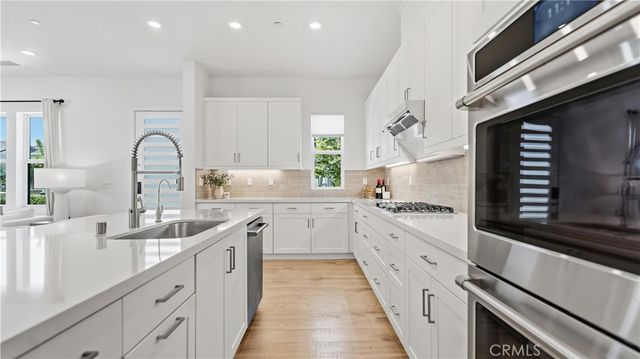 9327 Astor, Irvine, CA 92618