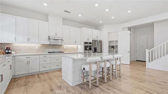 9327 Astor, Irvine, CA 92618