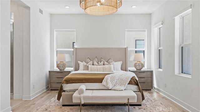 9327 Astor, Irvine, CA 92618