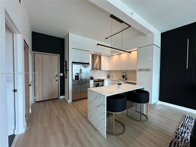 234 NE 3rd St 1805, Miami, FL 33132