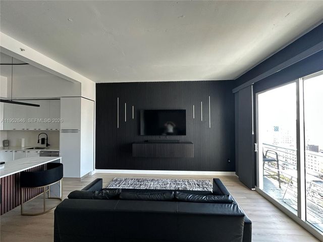 234 NE 3rd St 1805, Miami, FL 33132