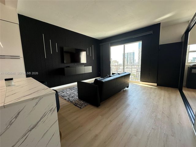 234 NE 3rd St 1805, Miami, FL 33132