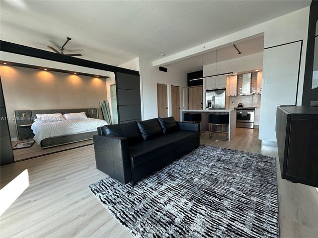 234 NE 3rd St 1805, Miami, FL 33132