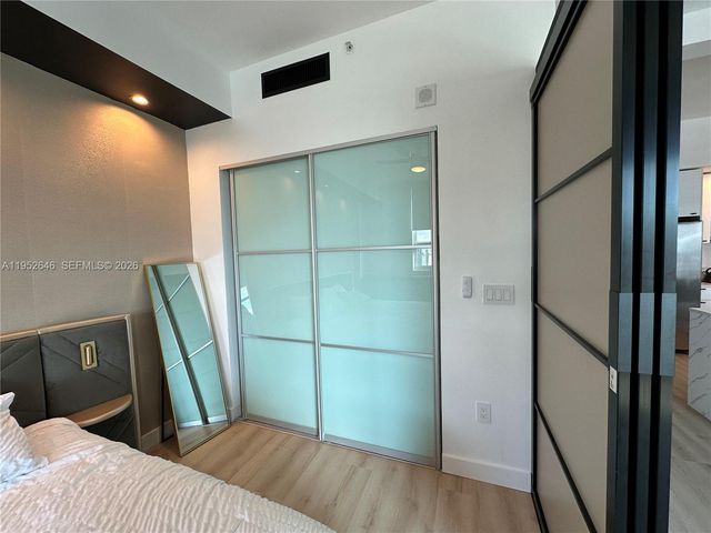 234 NE 3rd St 1805, Miami, FL 33132