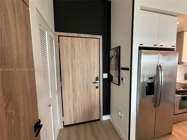 234 NE 3rd St 1805, Miami, FL 33132