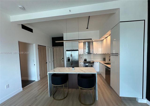 234 NE 3rd St 1805, Miami, FL 33132