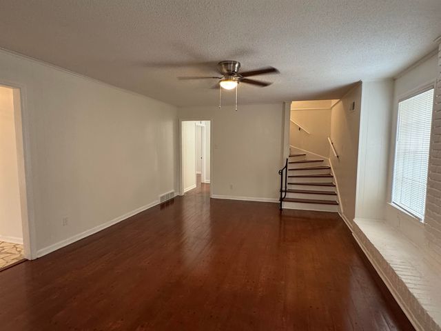 3612 HAZELHEDGE DR, Memphis, TN 38116