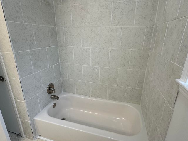 3612 HAZELHEDGE DR, Memphis, TN 38116