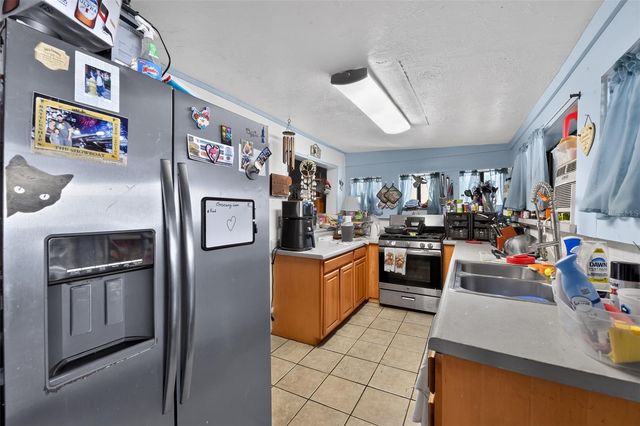 806 35TH STREET W, Bradenton, FL 34205