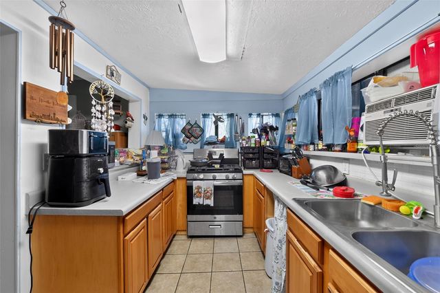 806 35TH STREET W, Bradenton, FL 34205