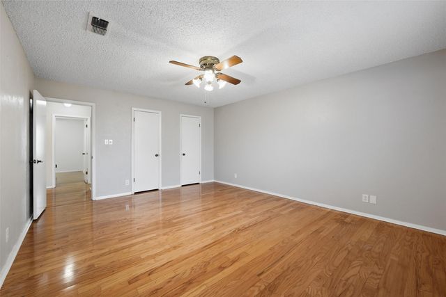 1721 High Ridge Road, Benbrook, TX 76126