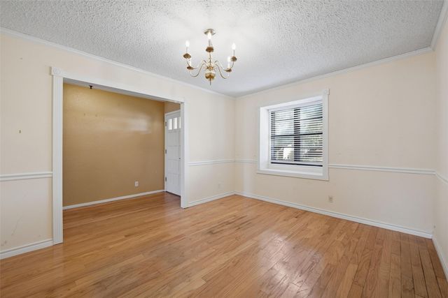 1721 High Ridge Road, Benbrook, TX 76126