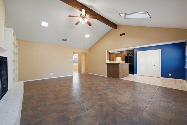 1721 High Ridge Road, Benbrook, TX 76126