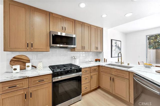 13459 Savanna, Tustin, CA 92782