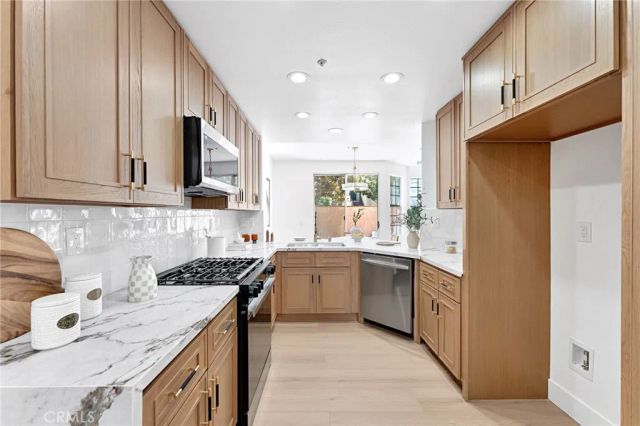 13459 Savanna, Tustin, CA 92782