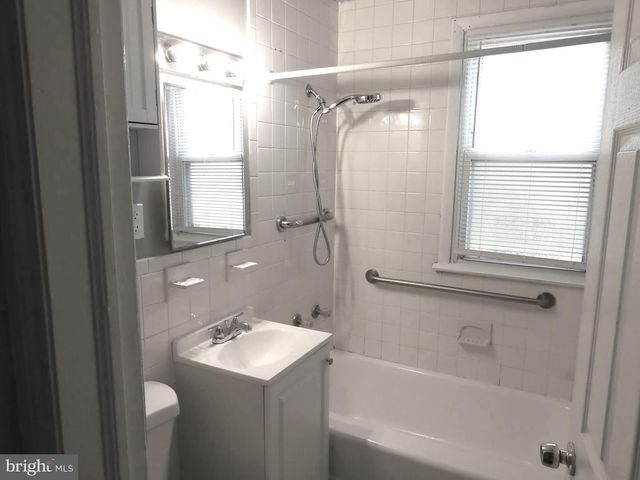 8220 CORNWALL RD, Baltimore, MD 21222