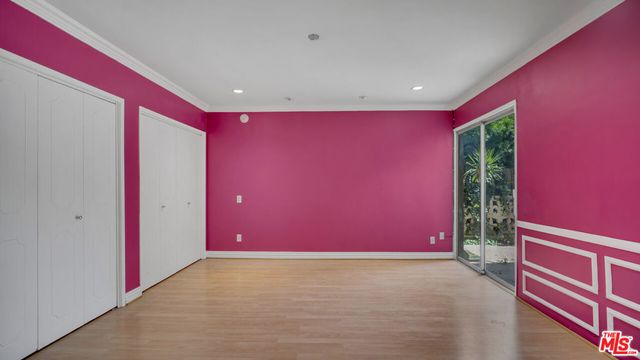 6251 Coldwater Canyon Avenue 101, North Hollywood, CA 91606
