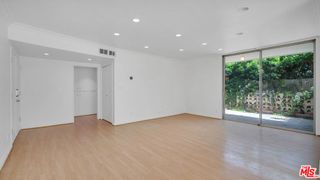 6251 Coldwater Canyon Avenue 101, North Hollywood, CA 91606