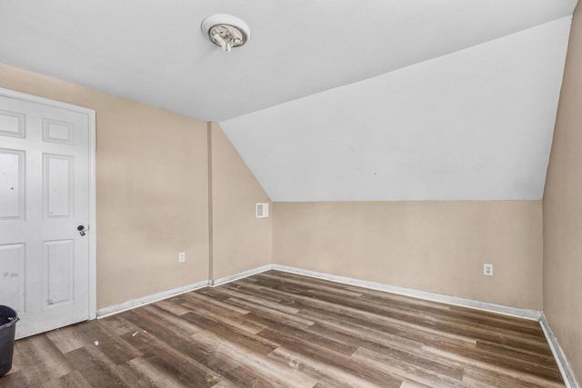 1116 W Keefe AVENUE, Milwaukee, WI 53206
