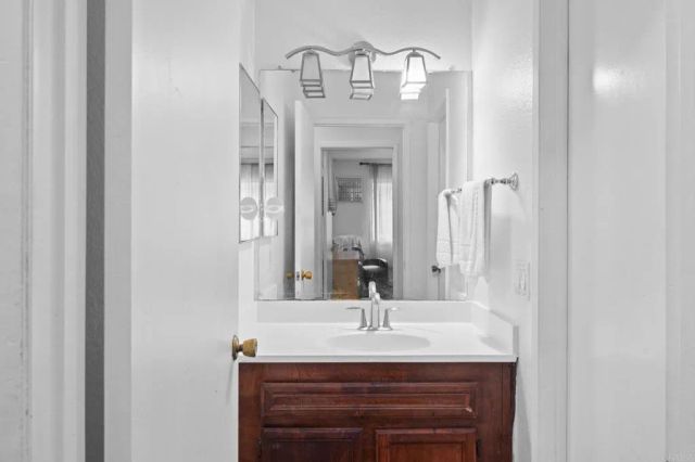 2872 47th Street, San Diego, CA 92105