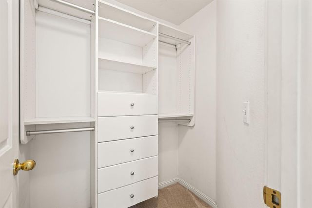 2240 Moraga Dr, Lincoln, CA 95648