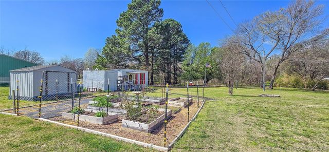 116892 S 4142 Road, Eufaula, OK 74432