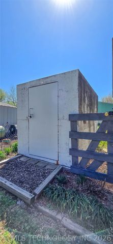 116892 S 4142 Road, Eufaula, OK 74432