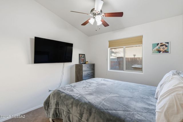 641 E Blue Rock Way, Vail, AZ 85641