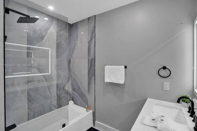 63 SE 5th Ave, Deerfield Beach, FL 33441